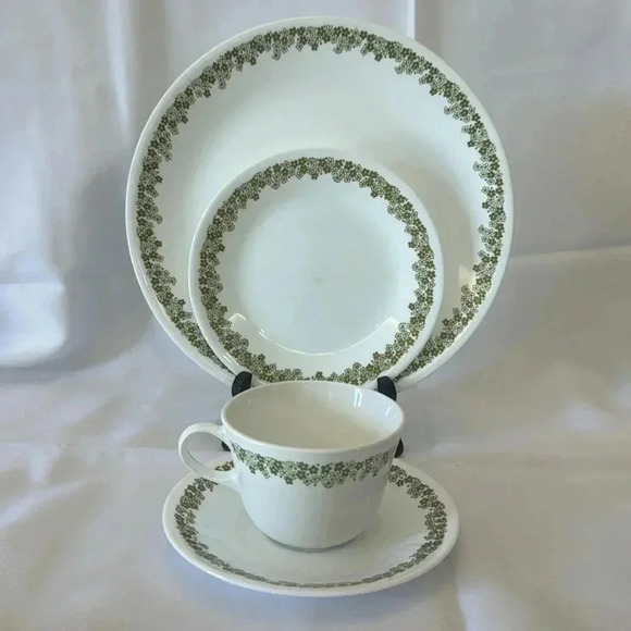 Corelle Other - Corelle SPRING BLOSSOM Dinnerware Set for 1